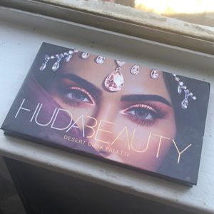 huda beauty desert dusk palette